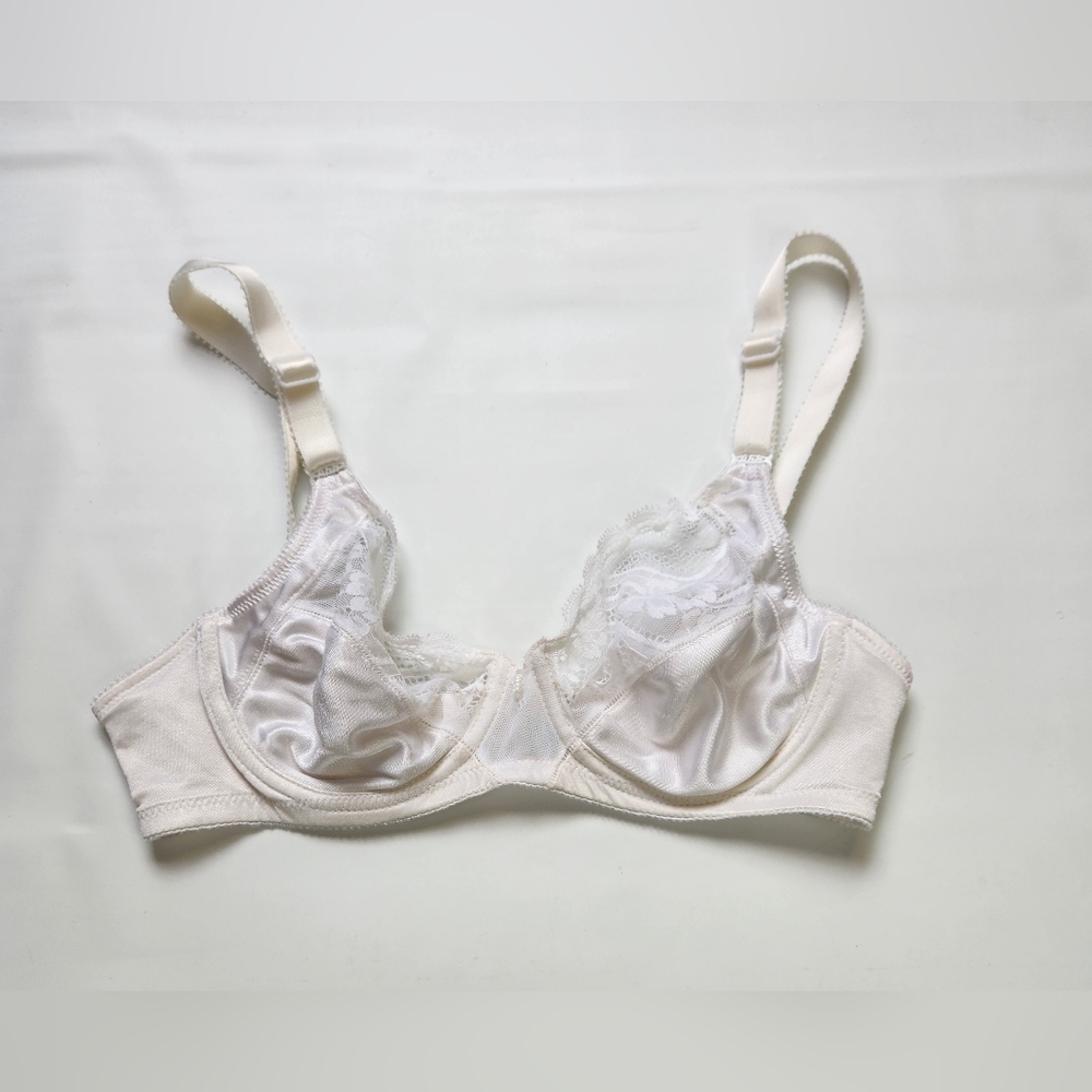VINTAGE SEARS Best AH-H- BRA Off White 34B Style 77734 Lacey